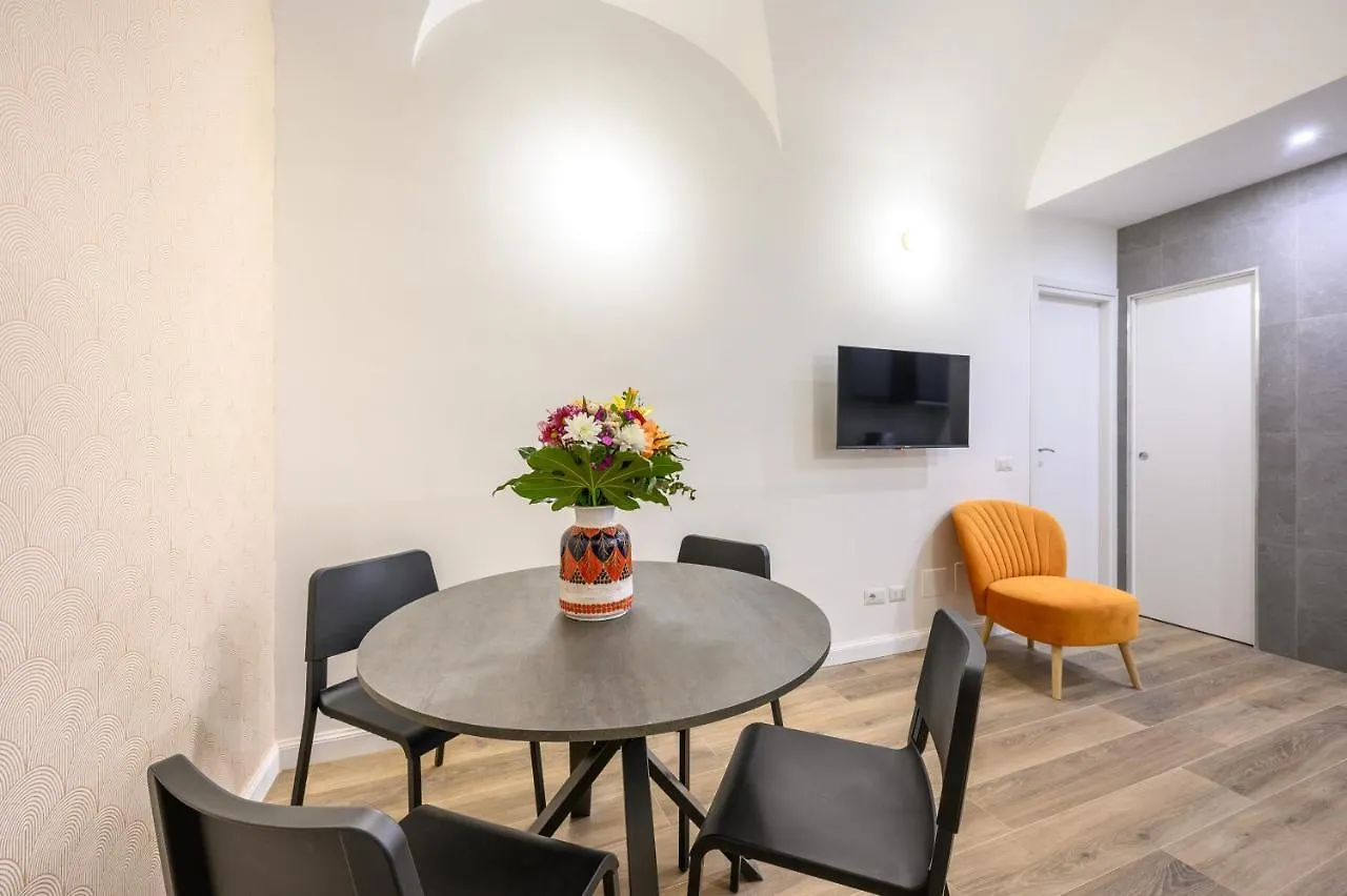 Dolcevita Home Rome Italy